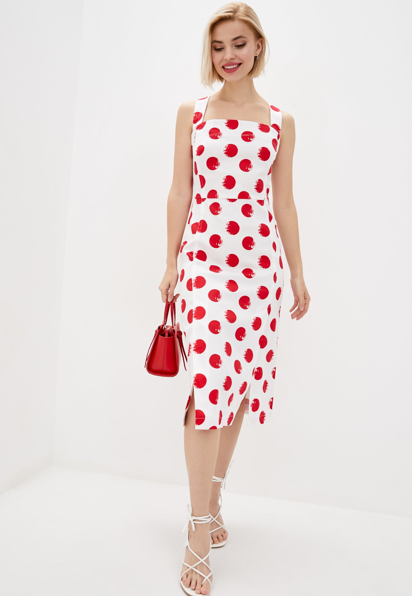 Dress with Elegant Design and Comfortable Fit for Various Occasions