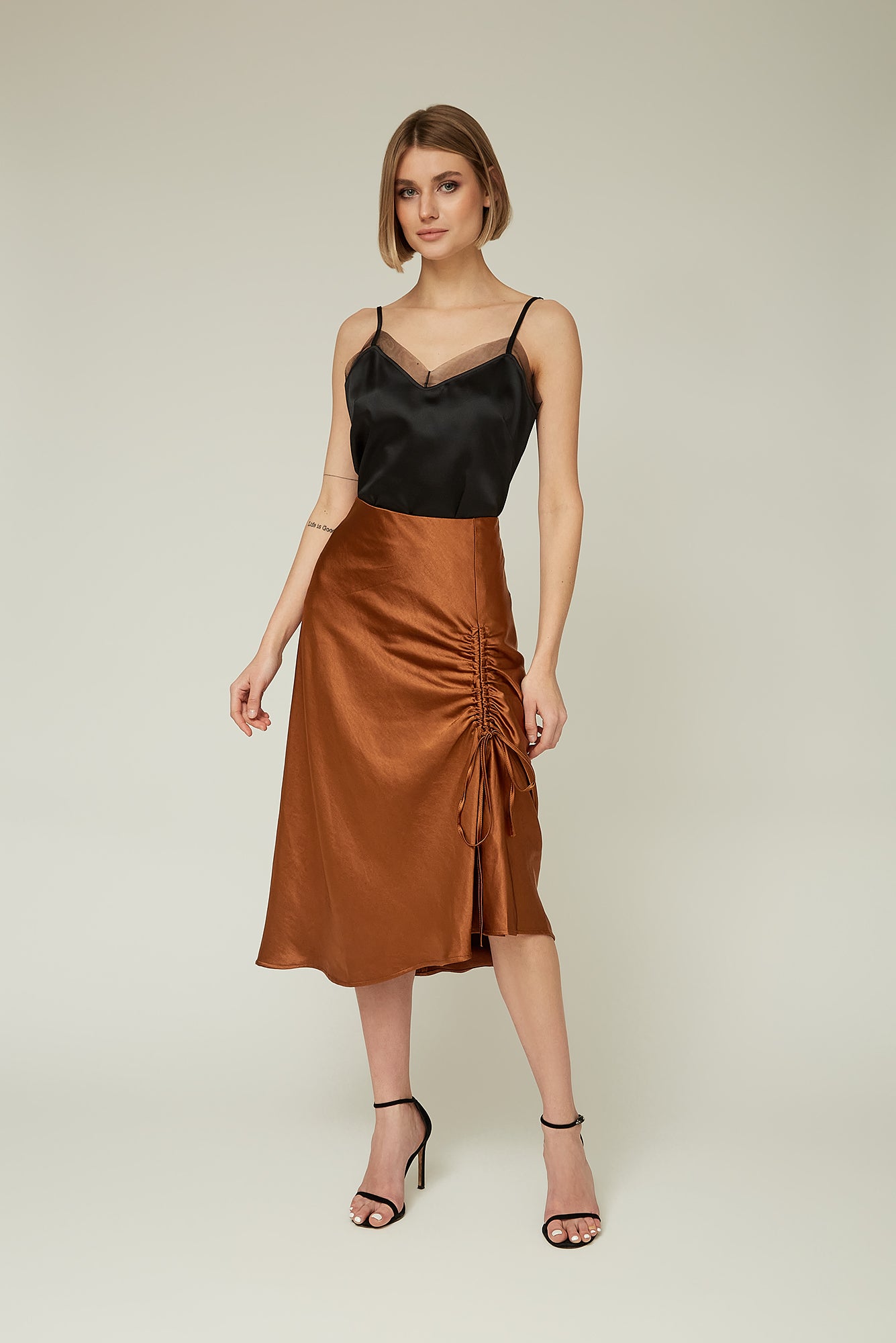 Skirt – Stylish and Versatile Skirt for Various Occasions and Wardrobe Essentials