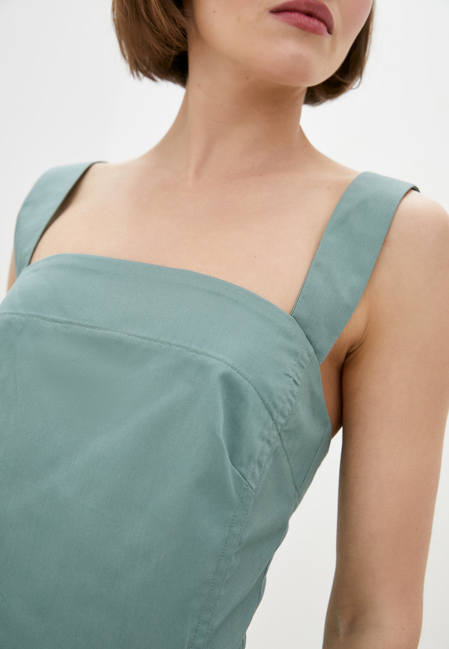Dress with Elegant Design and Comfortable Fit for Various Occasions