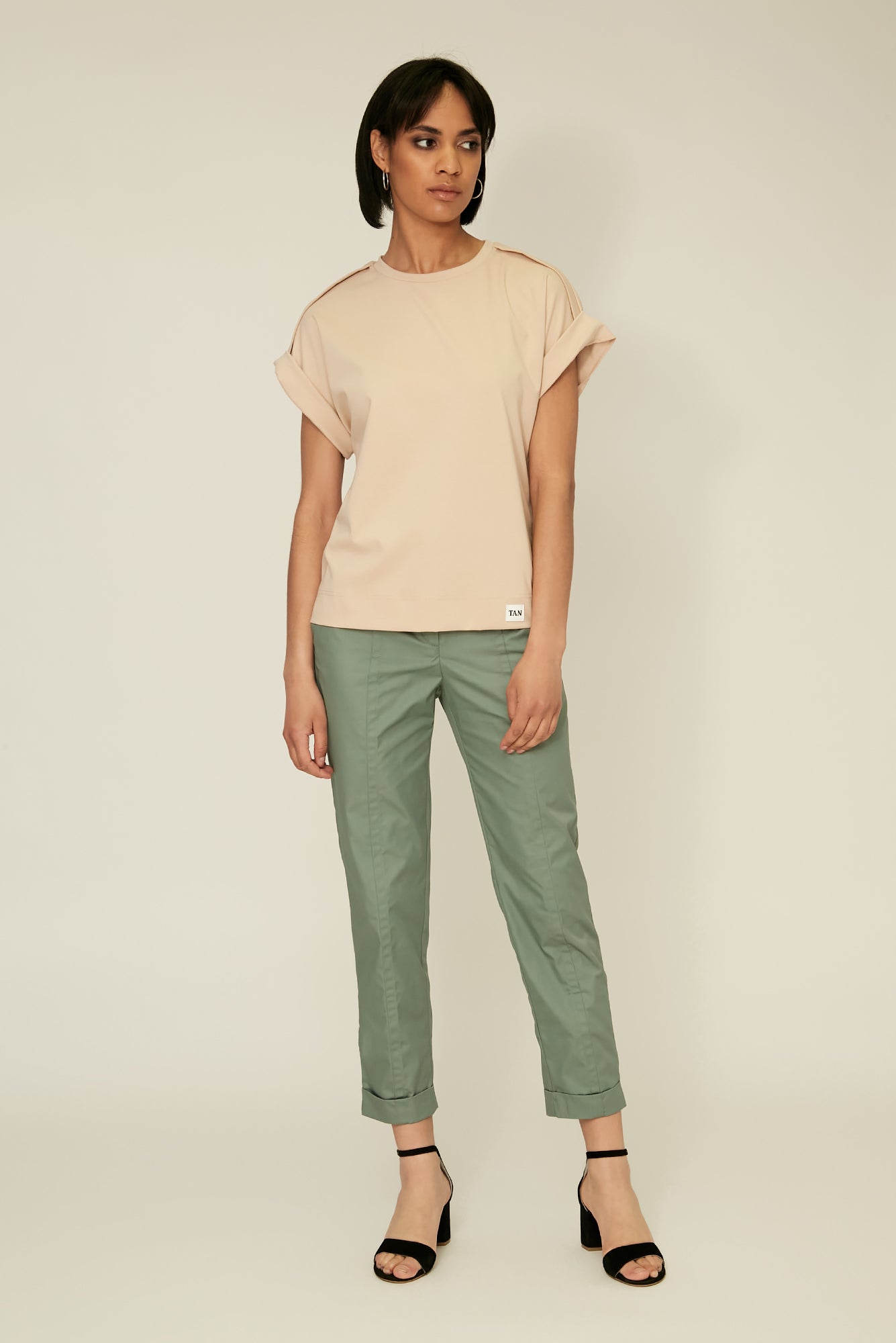 Pants – Comfortable and Stylish Bottoms for Everyday Wear and Versatile Outfits