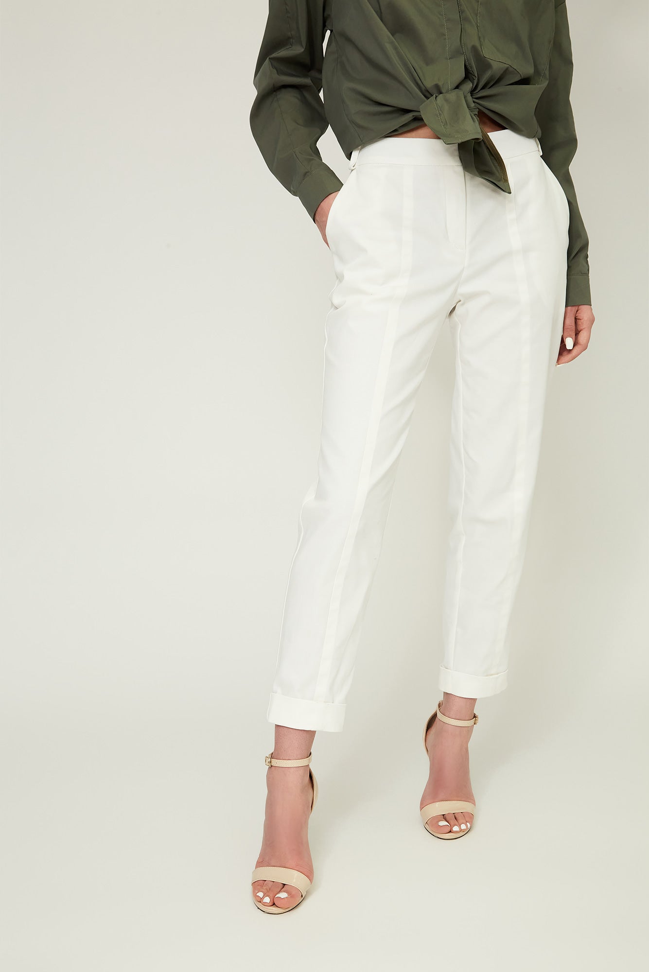 Pants – Comfortable and Stylish Bottoms for Everyday Wear and Versatile Outfits
